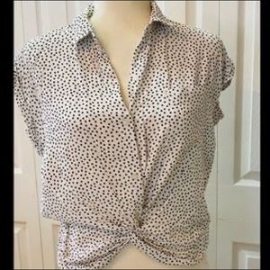Abercrombie White and Black cropped button down with twist front